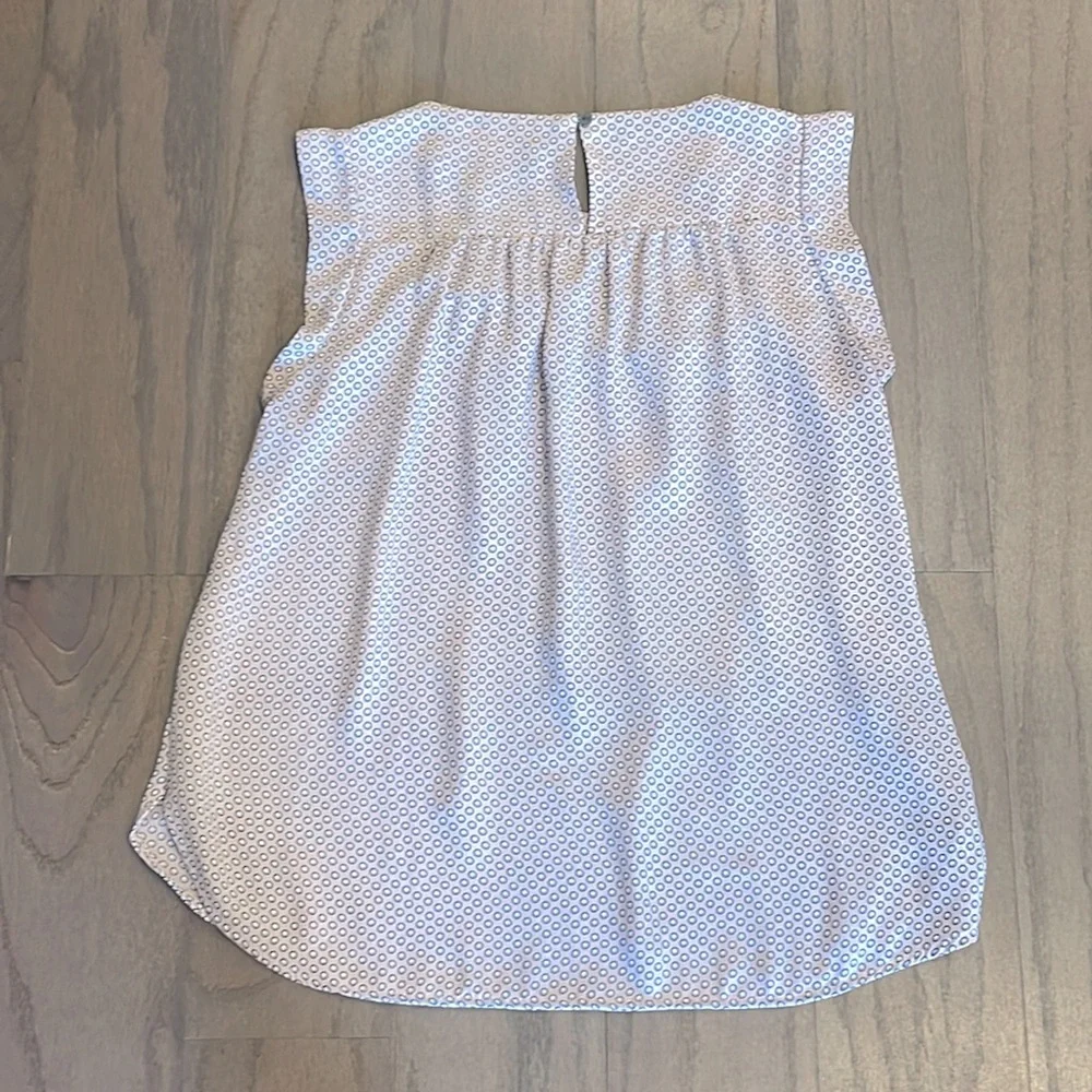 LOFT Pink Patterned Ruffle Shell - Size XS - Picture 2 of 8